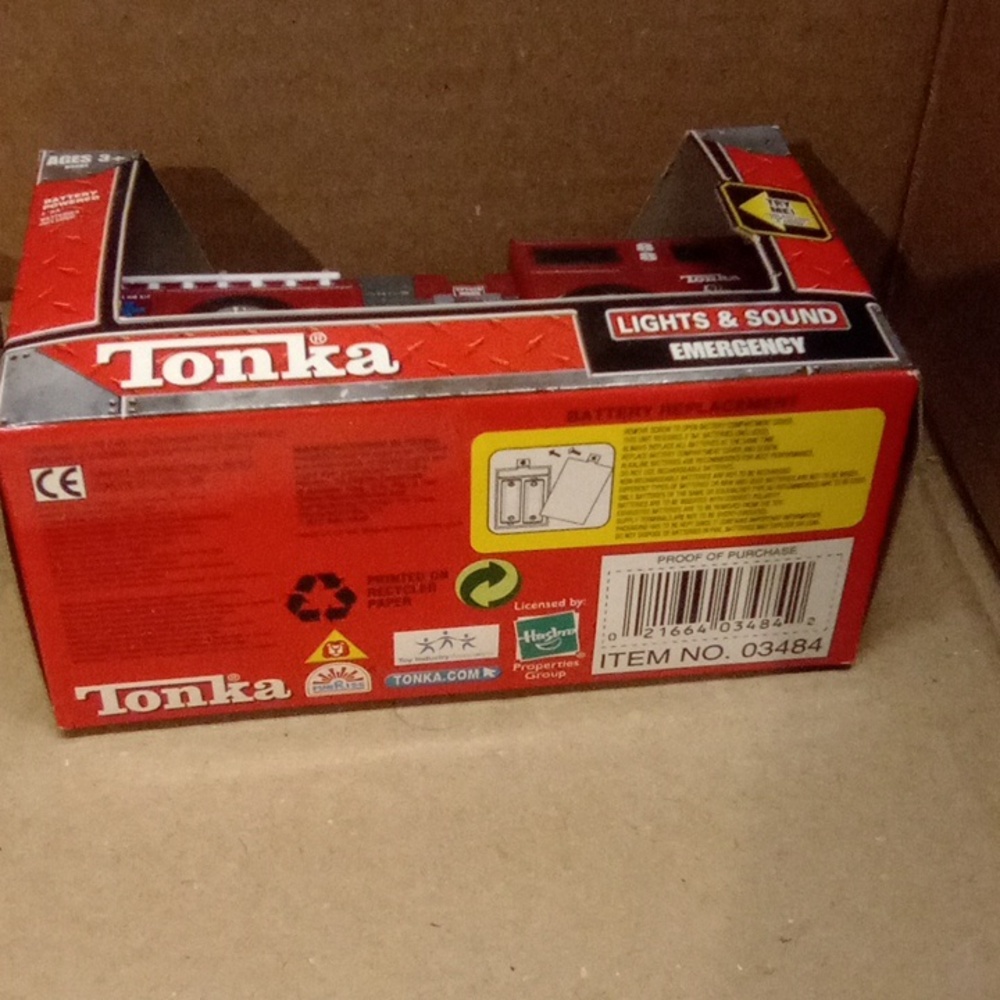 Tonka Red  Fire Engine - Picture 2 of 3